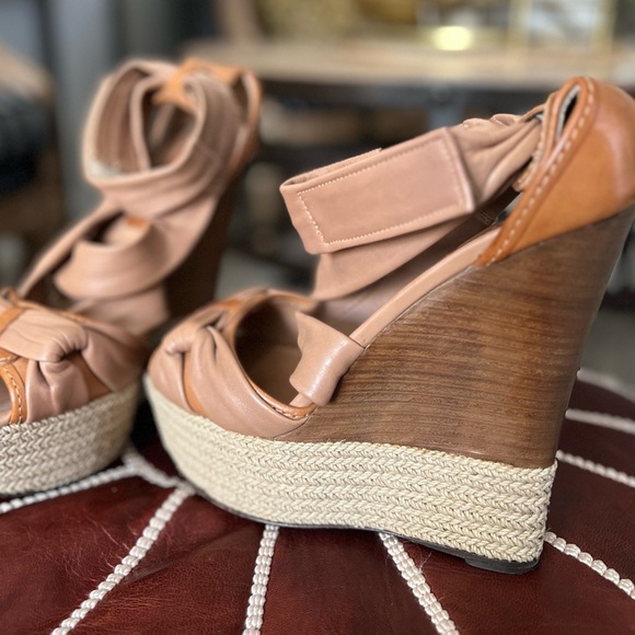 Burberry Tan Leather Wedges - Picture 13 of 15